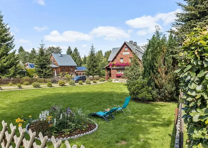 Apartment Ferienwohnung Neuhermsdorf *